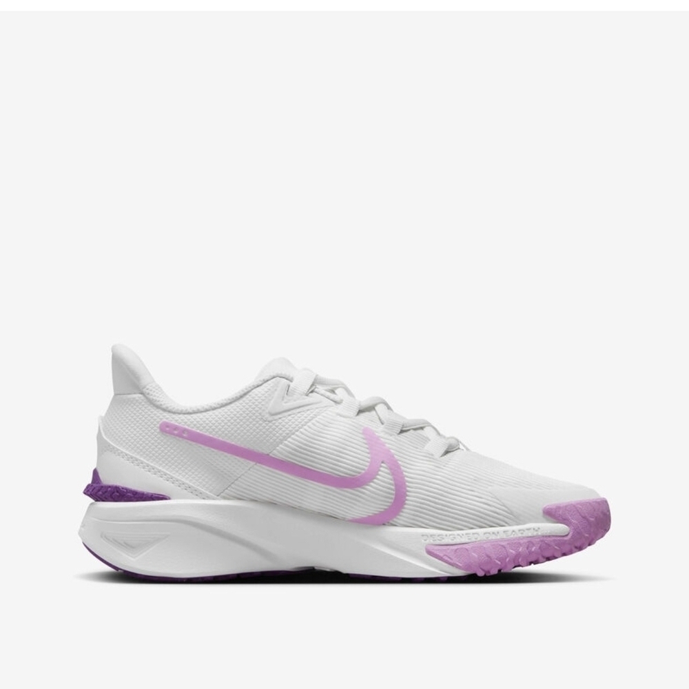 NWT Nike Star Runner 4 Girls Running Shoes | Size 7 | White & Purple Lightweight - Picture 3 of 6